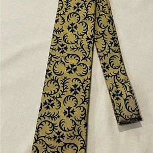 Brooks Brothers Gold Tie With Blue Design 100% Silk Men's Necktie 58”